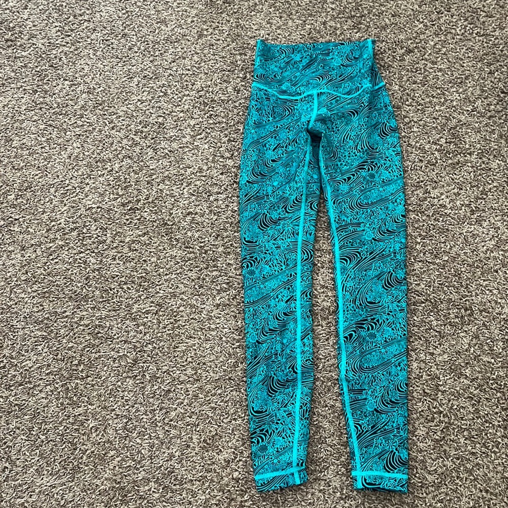 Lululemon wunder unders